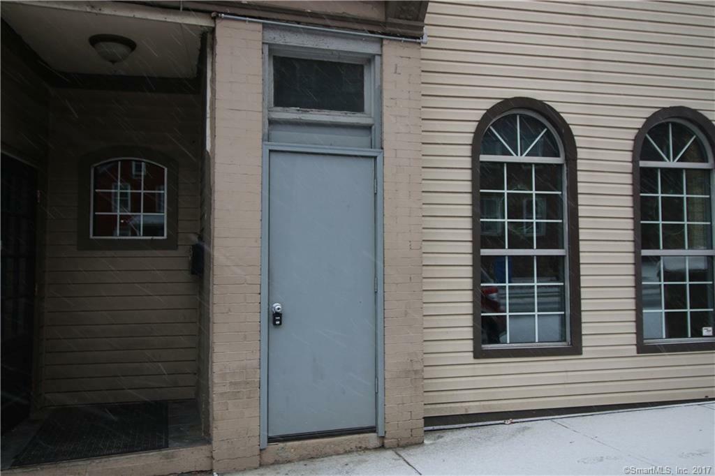 Property Photo:  140 Center Street B  CT 06484 