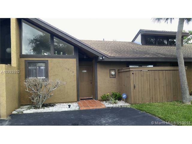 Property Photo: 9215 SW 130th St FL 33176