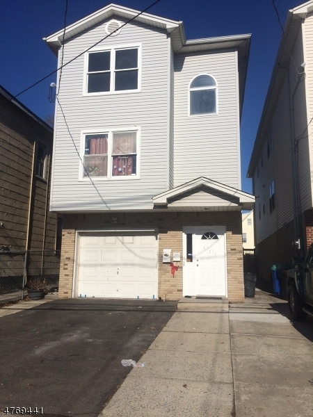 Property Photo:  911 Bond St 2  NJ 07201 