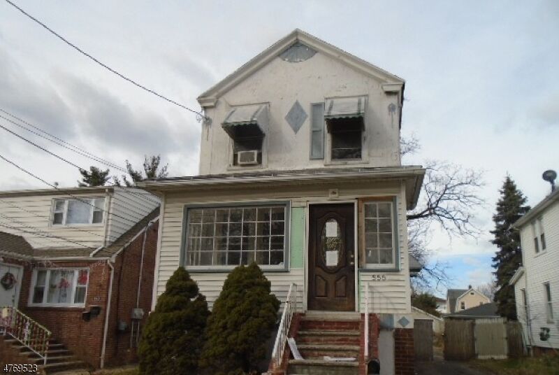 Property Photo:  555 Hussa St  NJ 07036