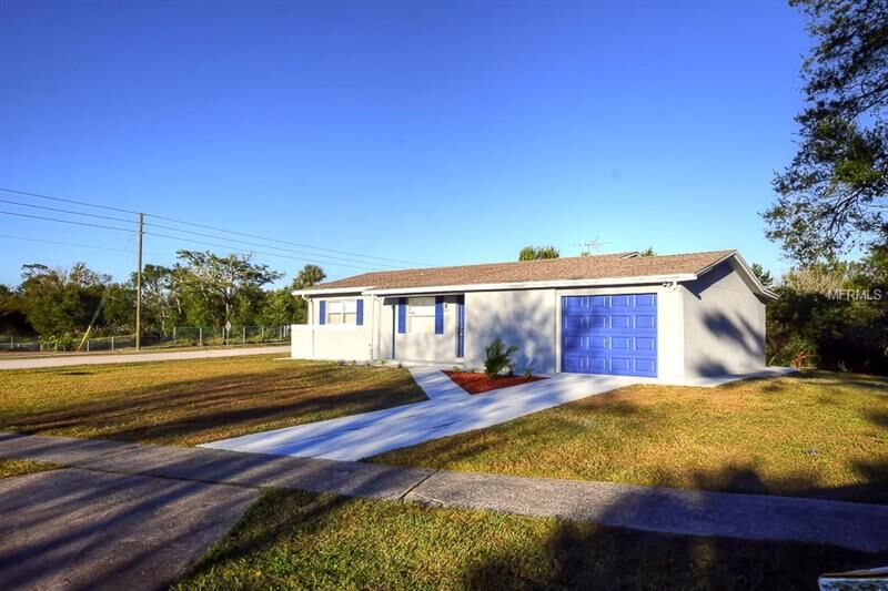 Property Photo: 1045 Persian Street FL 32725