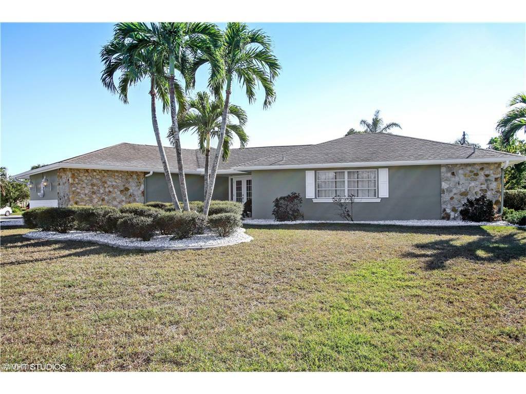 Property Photo: 1406 Tanglewood Parkway FL 33919