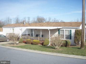 Property Photo:  9 Daniel Avenue  PA 17042 