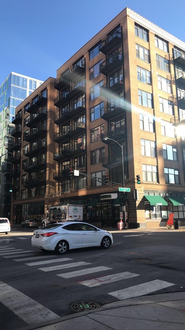 Property Photo:  625 W Jackson Boulevard 812  IL 60661 