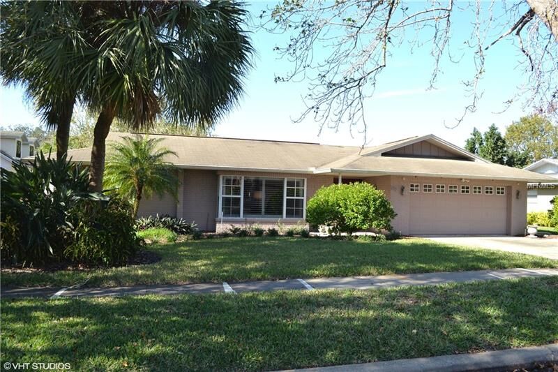 Property Photo:  1217 Fairway Drive  FL 32792 
