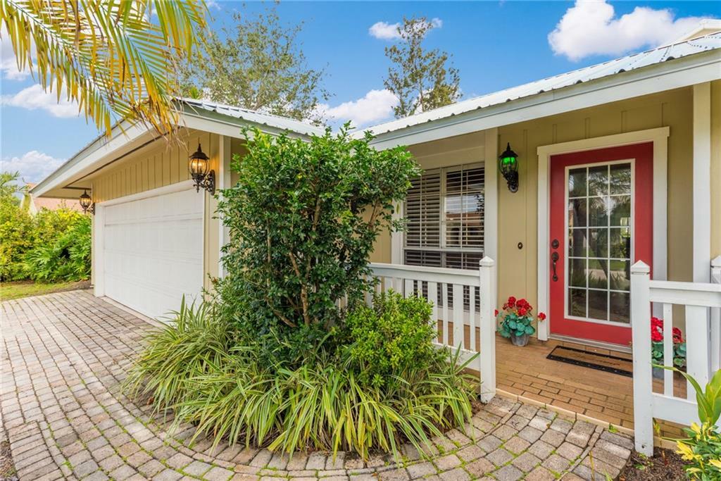 Property Photo:  1470 SW Dyer Point Road  FL 34990 