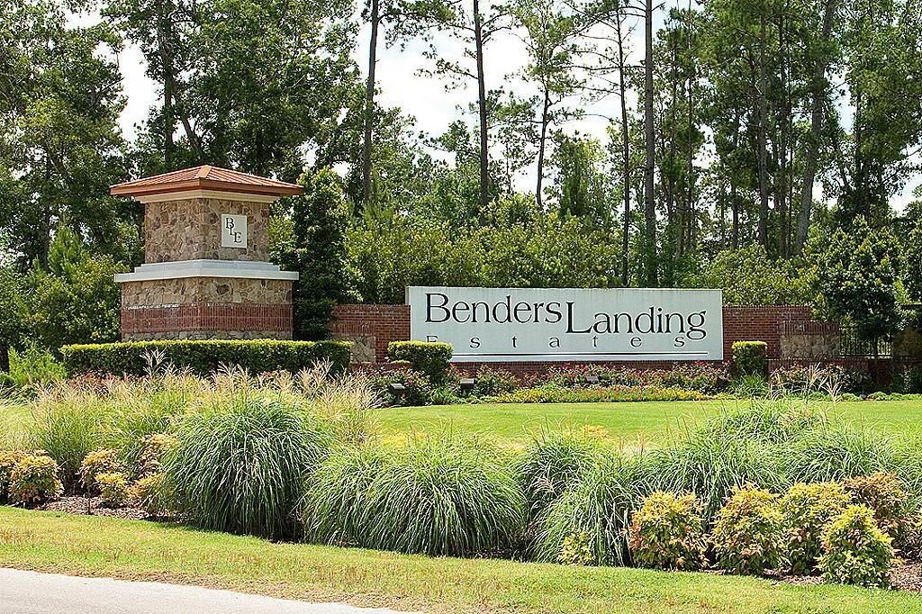 Property Photo:  27065 Star Gazer Way  TX 77386 