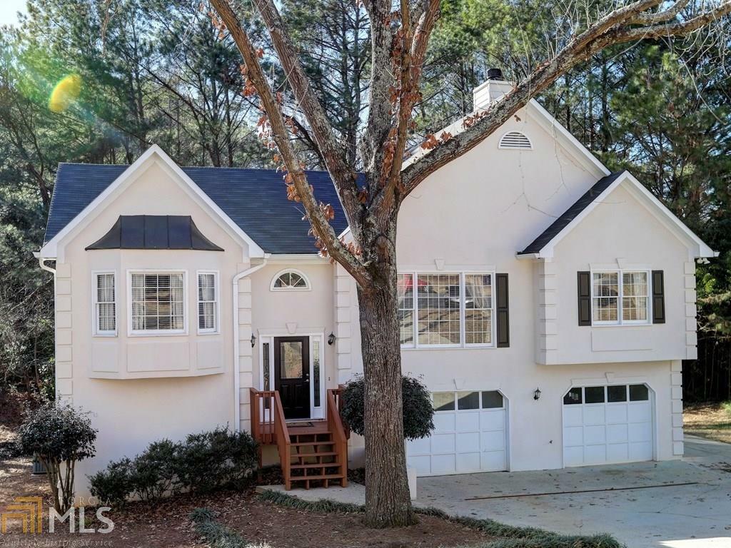 Property Photo:  1347 Summit Ln  GA 30102 