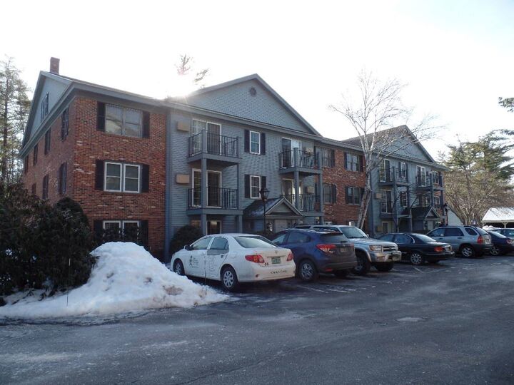 Property Photo: 9 Northbrook Drive 905 NH 03102