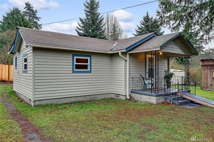 Property Photo:  10528 3rd Ave NW  WA 98177 