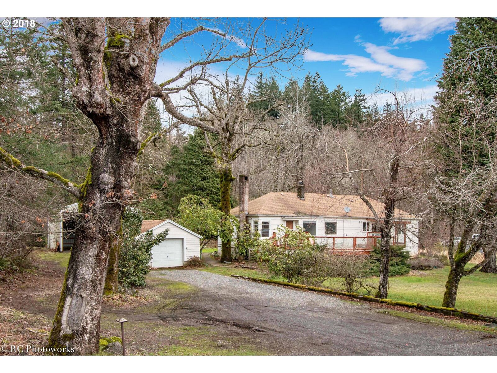 Property Photo: 917 SW Rock Creek Dr WA 98648