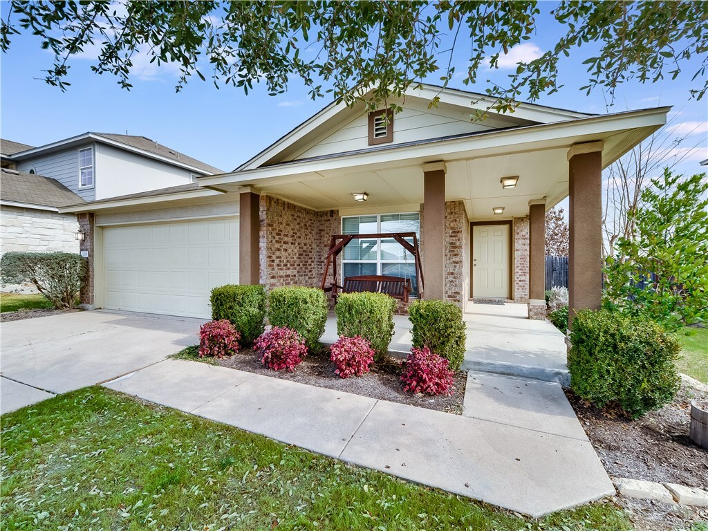 Property Photo:  1216 Hensley Drive  TX 78641 