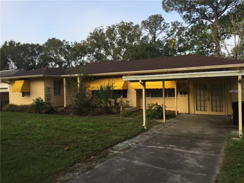 Property Photo: 110 Orangeview Avenue FL 33755