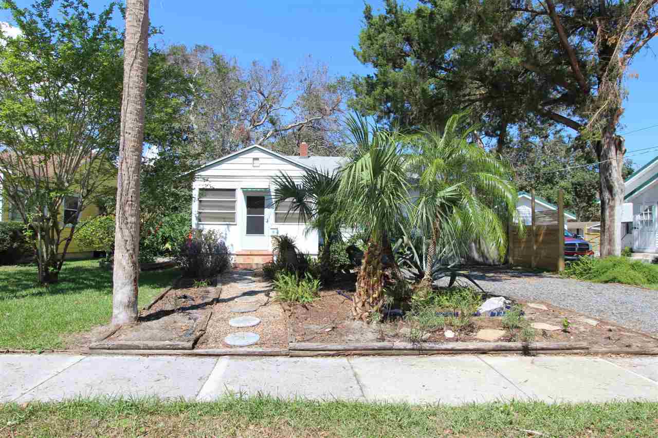 Property Photo:  36 N Park  FL 32084 