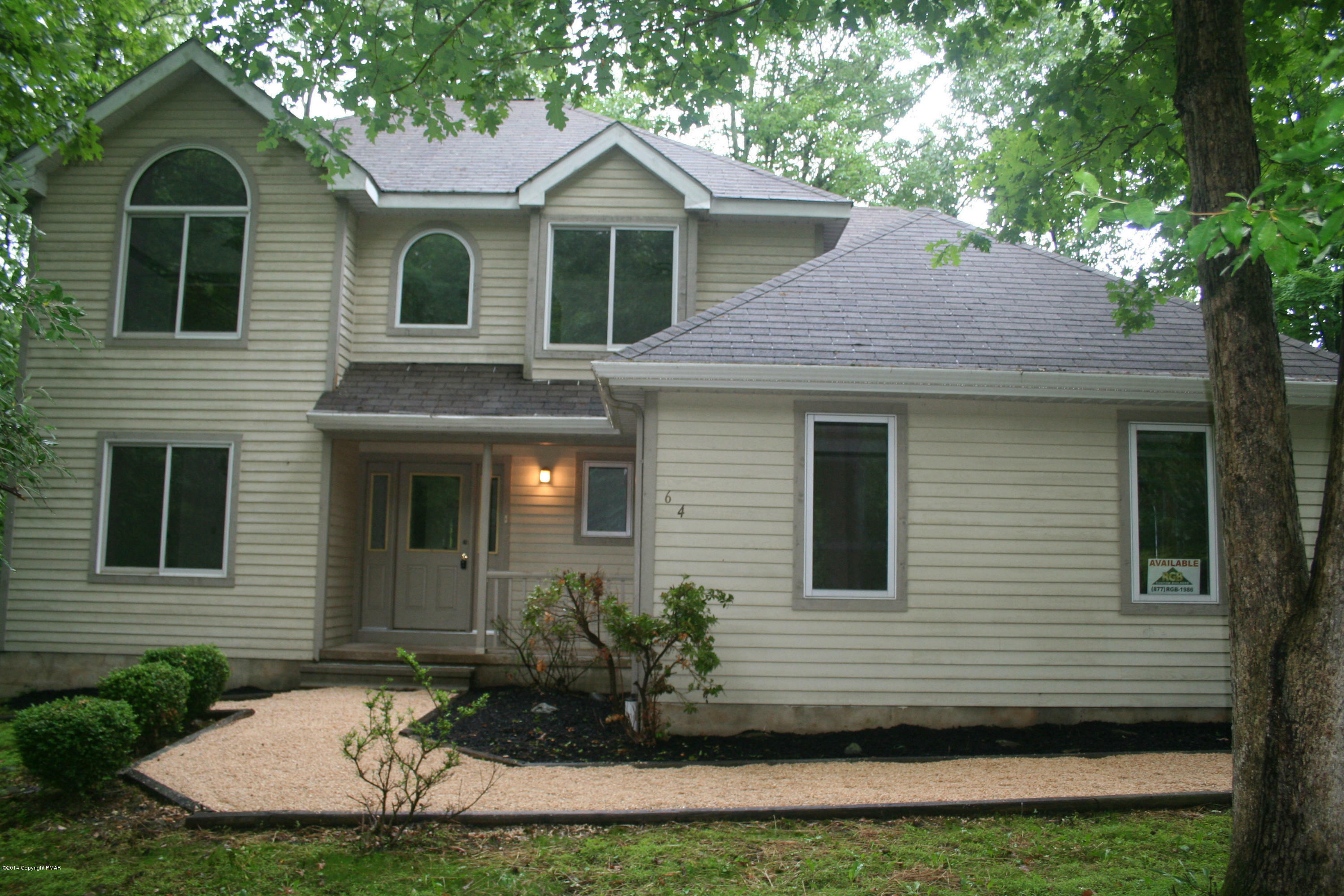 Property Photo:  103 Mulberry Lane  PA 18302 