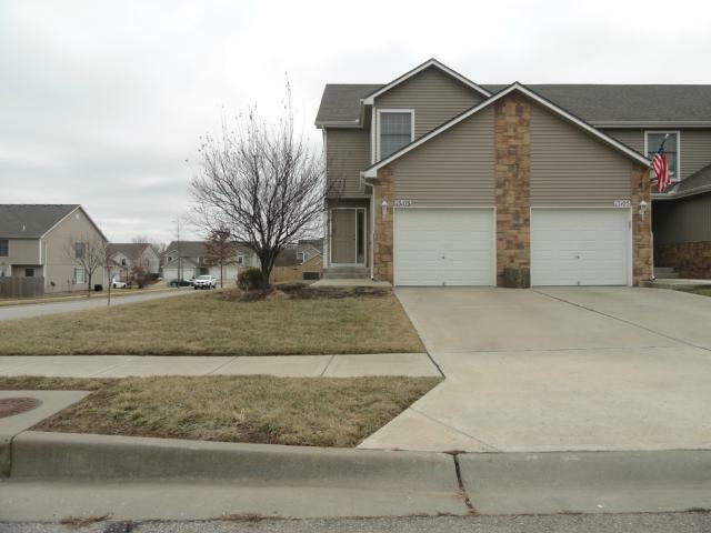 Property Photo: 13103 Washington Court KS 66109