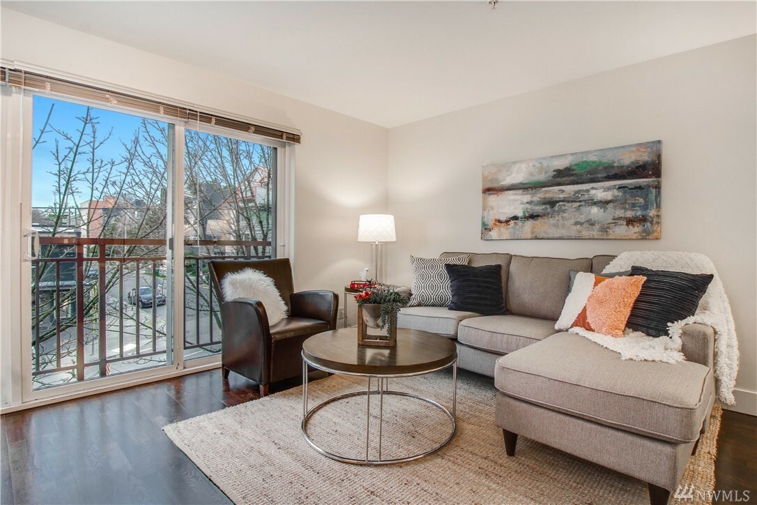 Property Photo:  1711 E Olive Wy 208  WA 98102 