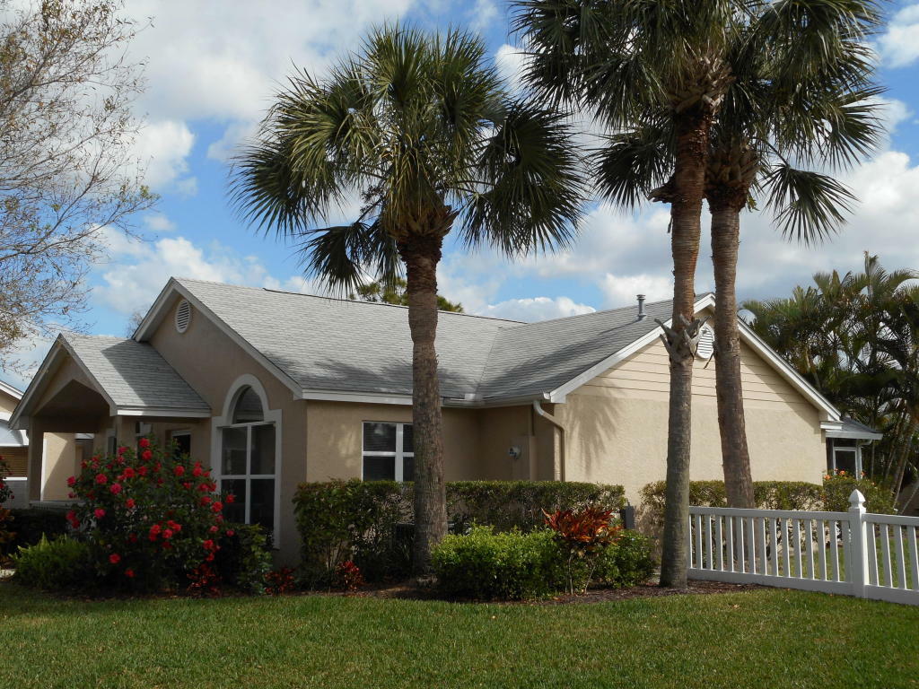 Property Photo:  1163 NW Lombardy Drive  FL 34986 