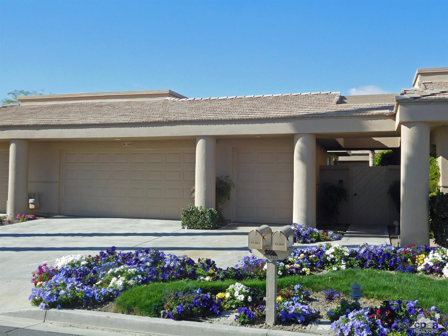 Property Photo: 55063 Inverness Way B7 CA 92253