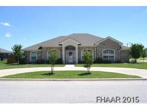 Property Photo: 400 Wrought Iron Drive TX 76548
