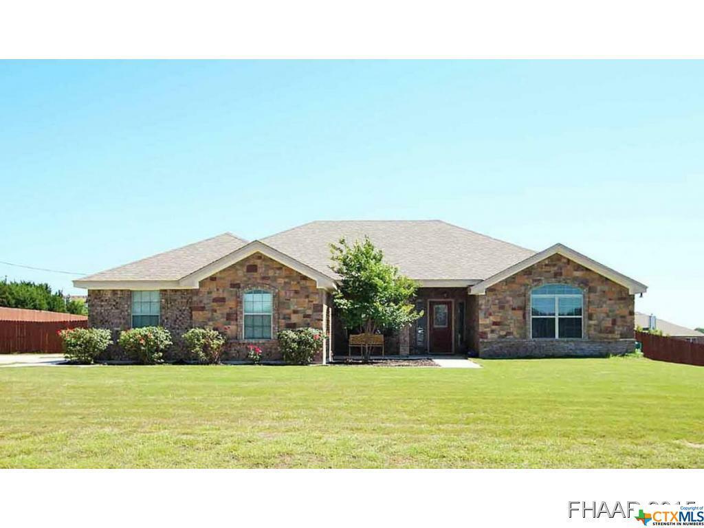 Property Photo:  522 Gaylon Drive  TX 76522 