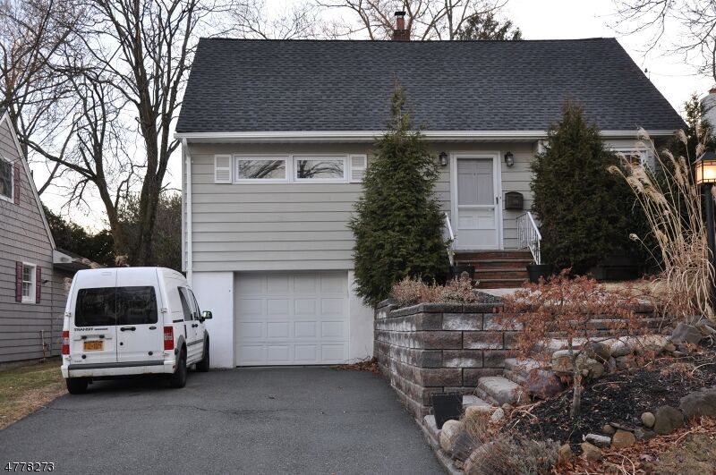 Property Photo:  149 Franklin St  NJ 07044 
