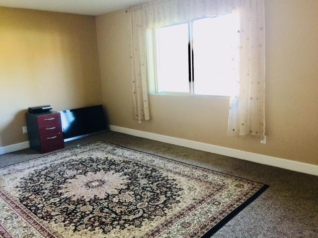 Property Photo: 1114 E Lexington 4 CA 92019