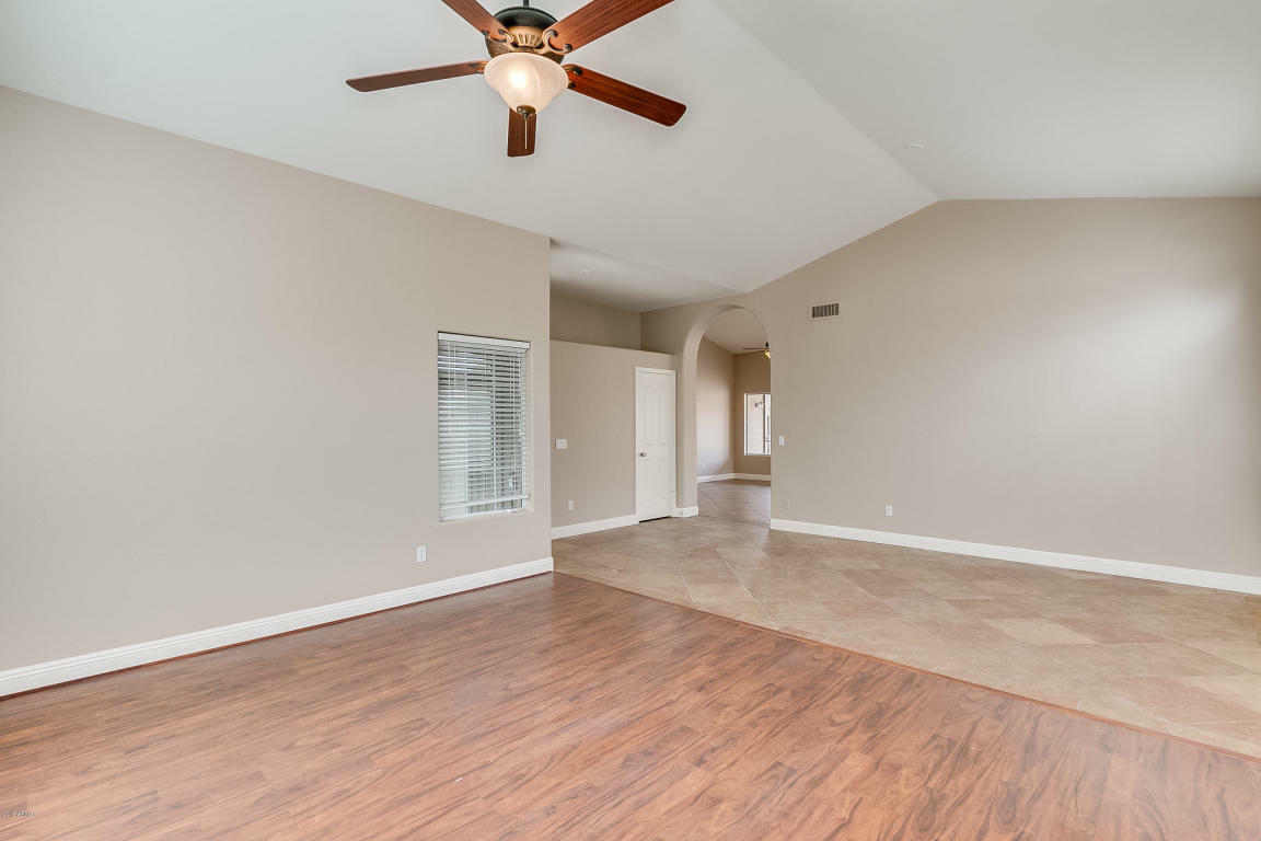 Property Photo: 13256 W Wilshire Drive AZ 85395