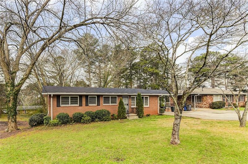 Property Photo: 2890 Ben Hill Road 30344