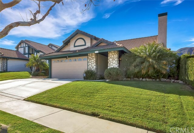 Property Photo:  3330 Fallenleaf Drive  CA 92882 