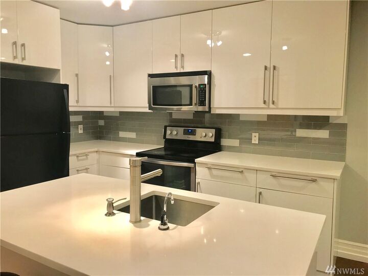 Property Photo: 17028 80th WA 98052