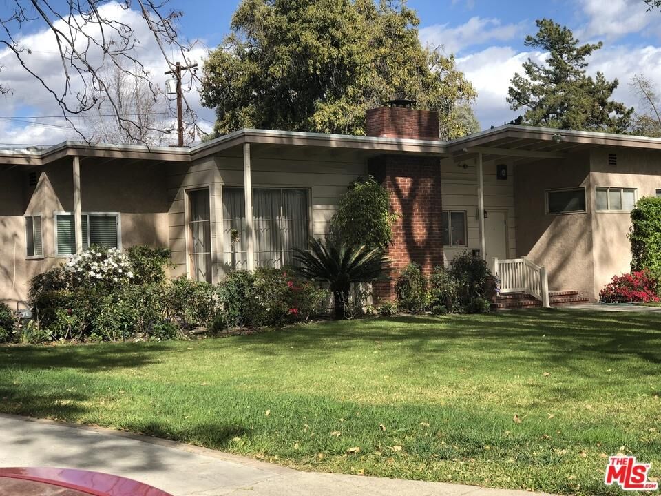 Property Photo:  13445 Tiara St  CA 91401 
