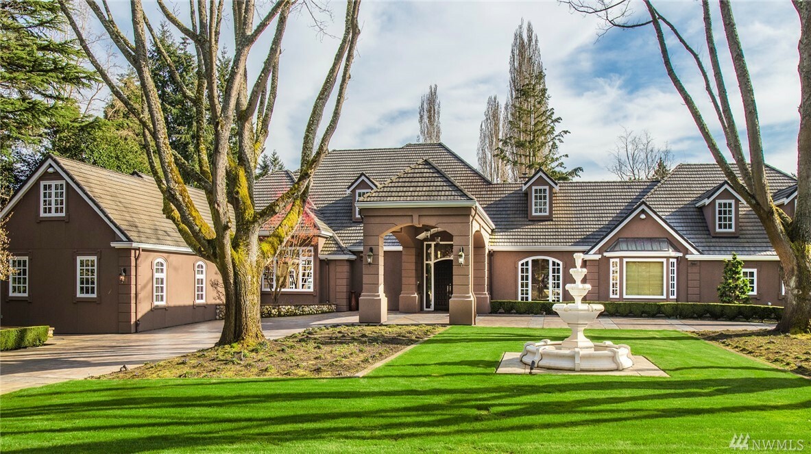 Property Photo: 4 Diamond S Ranch WA 98004