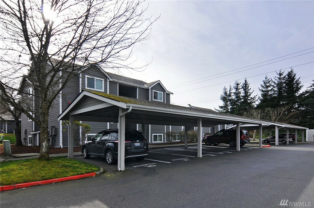 Property Photo: 12515 109th Ct NE B101 WA 98034