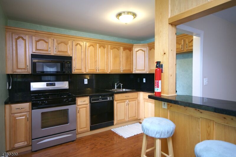 Property Photo: 181 Long Hill Rd, 3-8 NJ 07424