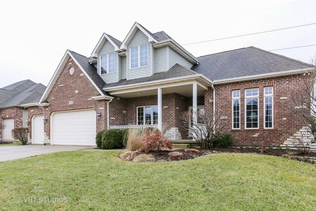 Property Photo:  1060 Devonshire Drive South  IL 60178 