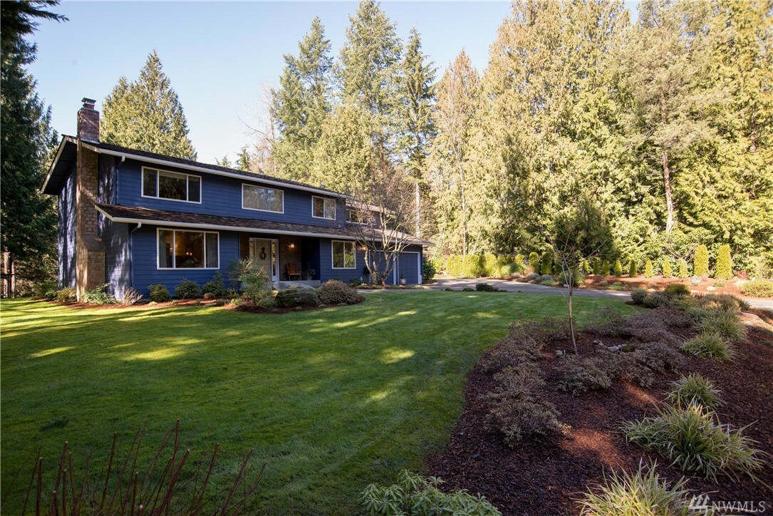 Property Photo:  7231 237th Ave NE  WA 98053 