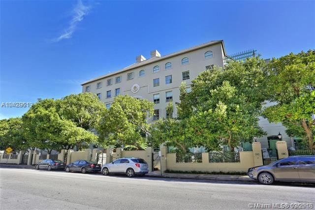 610 Valencia Ave 302  Coral Gables FL 33134 photo