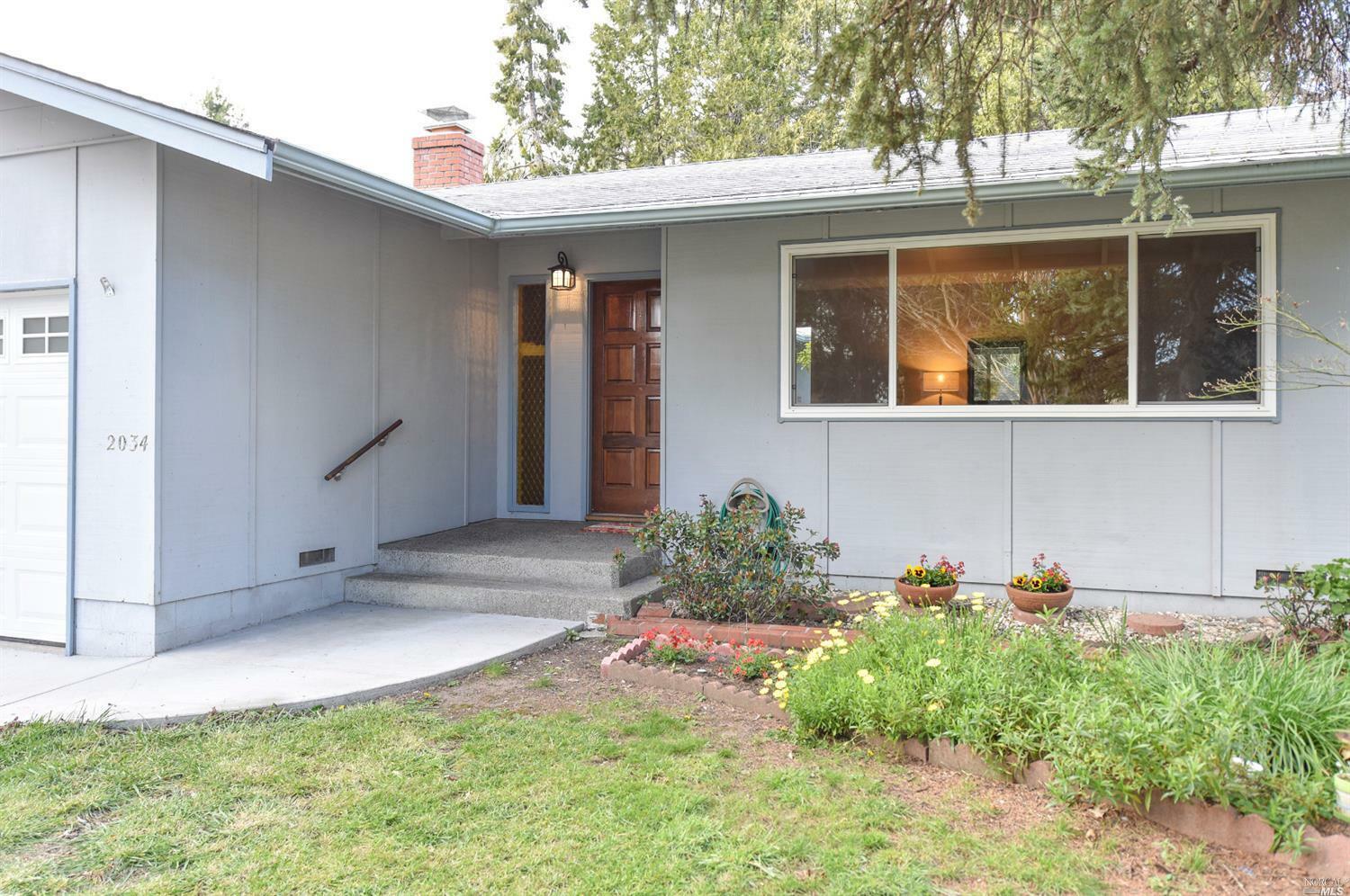 Property Photo:  2034 Lone Oak Avenue  CA 94558 