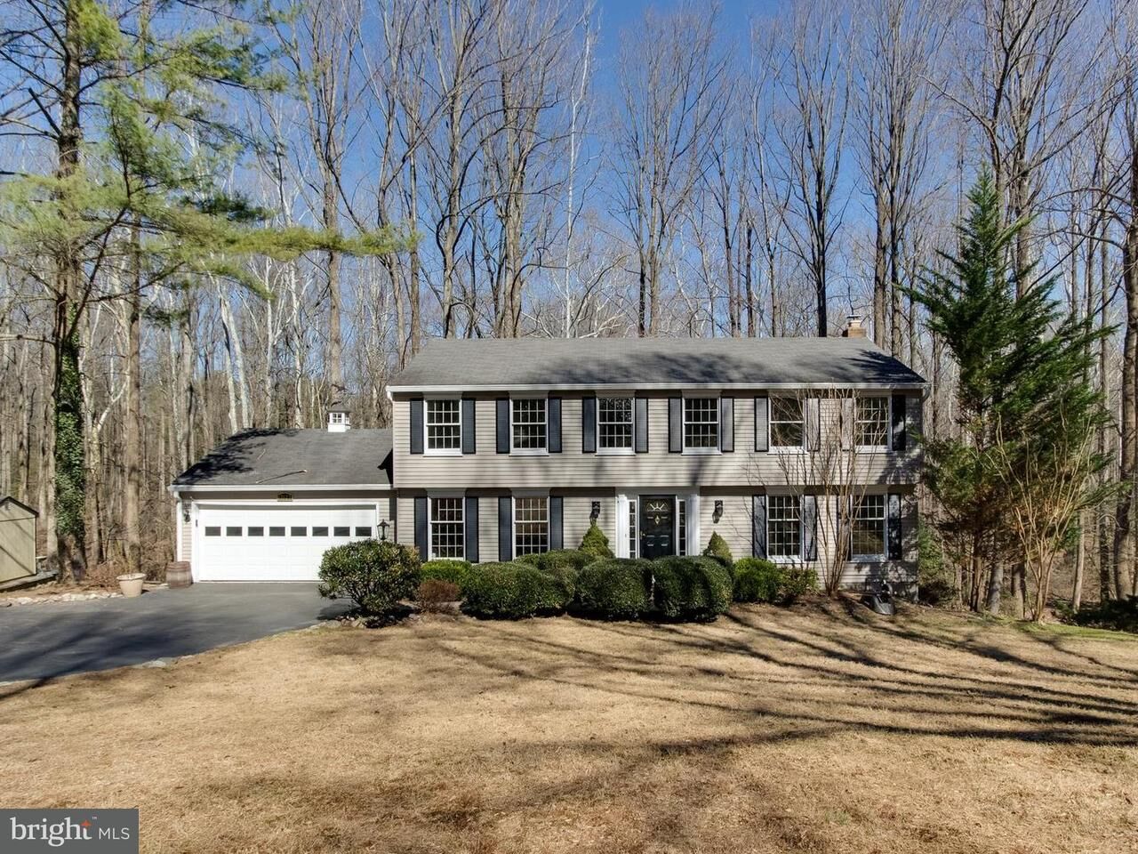 Property Photo: 12122 Westwood Hills Drive VA 20171