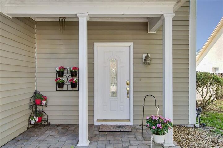 Property Photo:  9715 Pleasant Run Way  FL 33647 