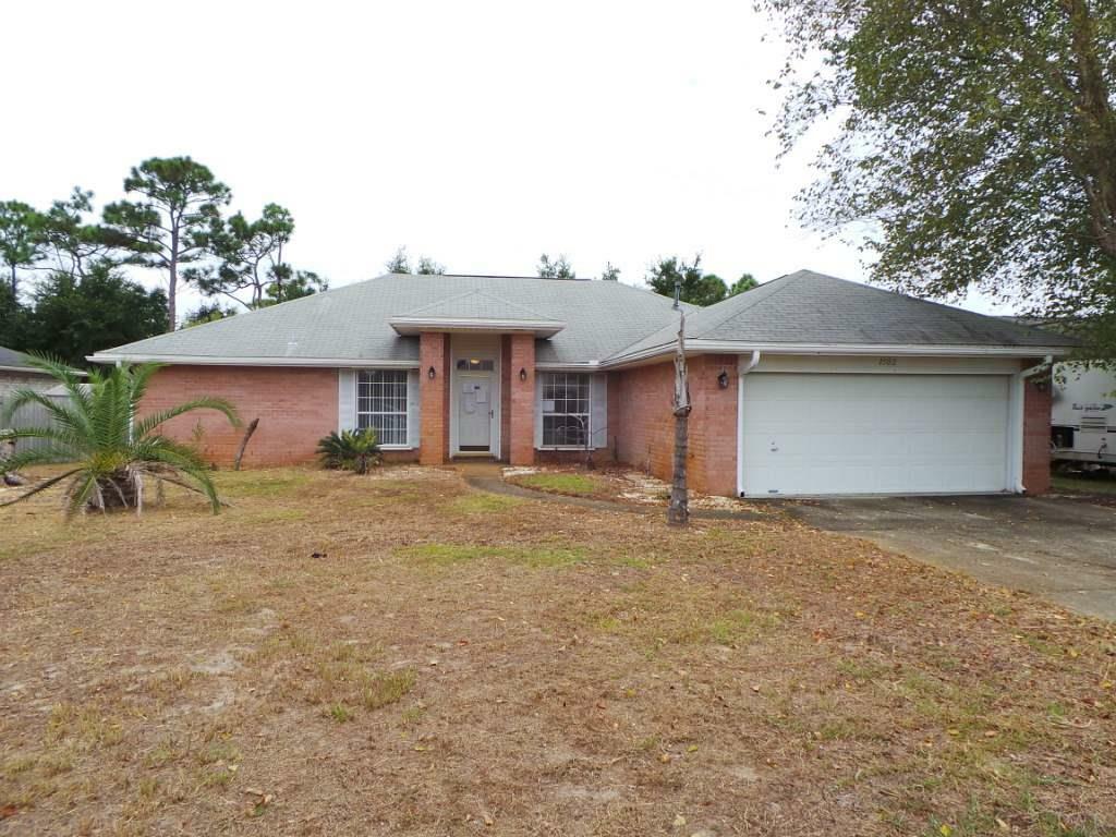 Property Photo:  1502 Sandcliff Dr  FL 32507 