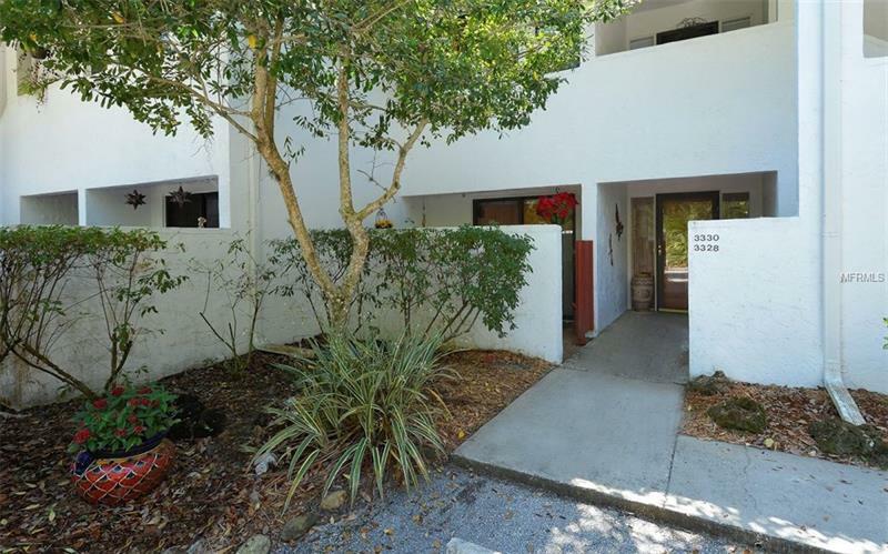 Property Photo:  3328 Thornwood Road 3328  FL 34231 