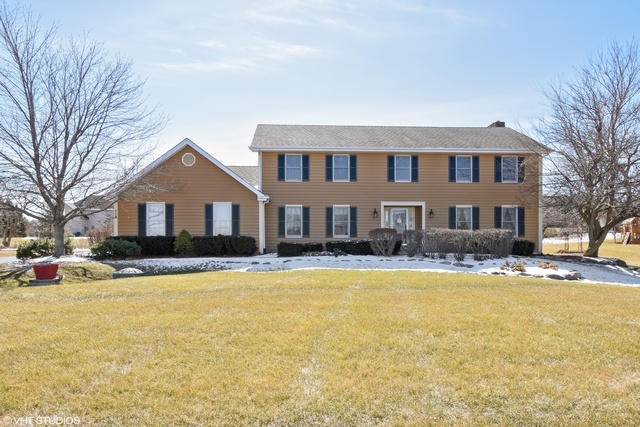 Property Photo: 118 Glen Road IL 60047