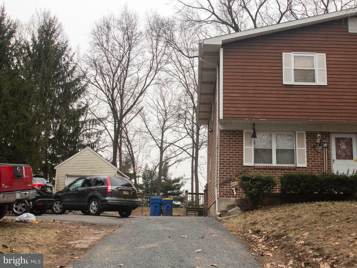 7861 Jefferson Street  Hummelstown PA 17036 photo