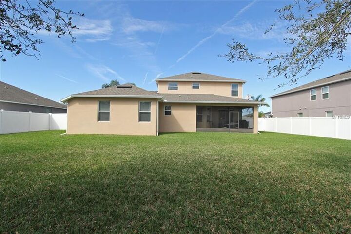 Property Photo:  417 Skyview Place  FL 32766 