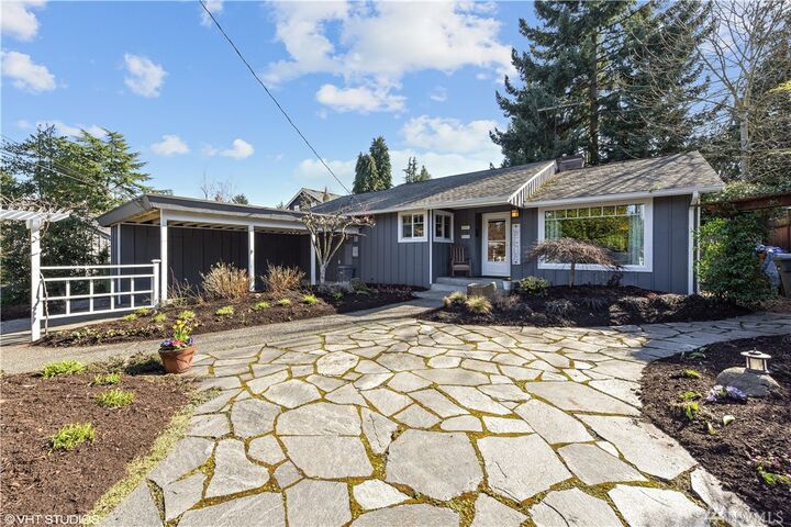 7247 SE 29th Street  Mercer Island WA 98040 photo