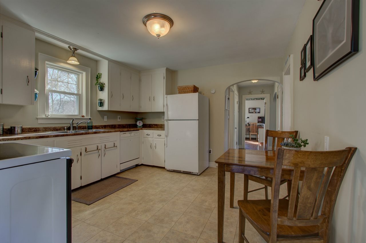 Property Photo: 16 Glenwood Avenue NH 03820