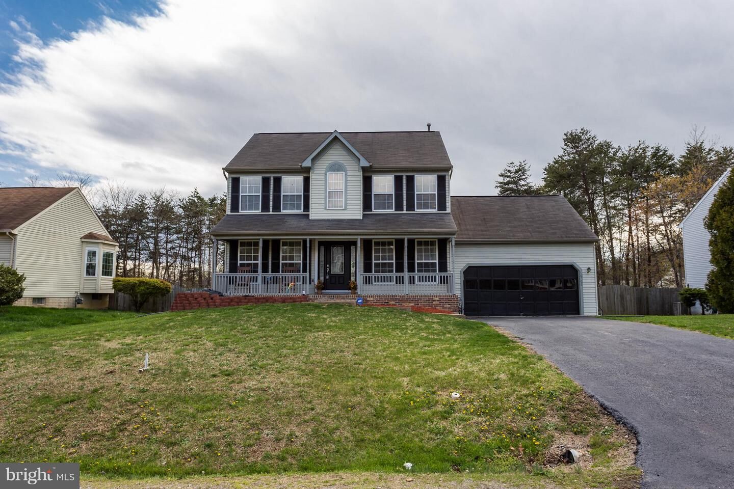 Property Photo: 10706 Wellington Street VA 22407