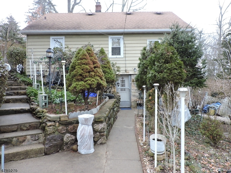 Property Photo:  83 Mount Pleasant Ave  NJ 07866 